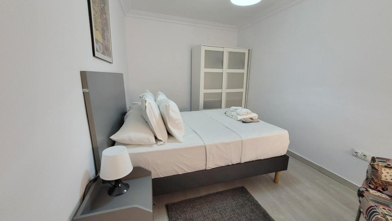 Apartaments B O D Collblanc L'Hospitalet de Llobregat Ngoại thất bức ảnh