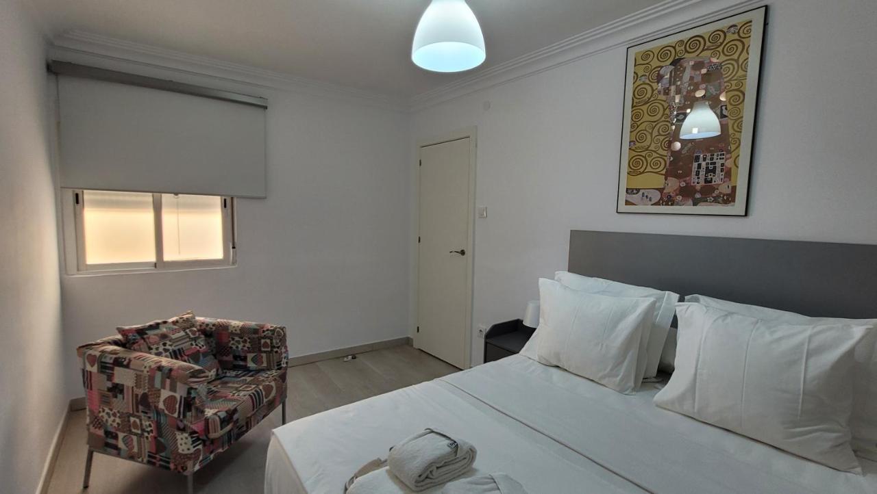 Apartaments B O D Collblanc L'Hospitalet de Llobregat Ngoại thất bức ảnh
