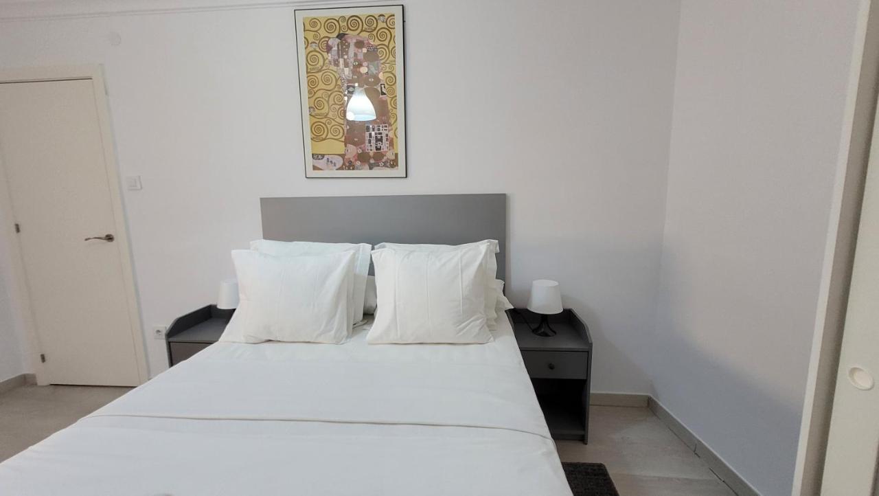 Apartaments B O D Collblanc L'Hospitalet de Llobregat Ngoại thất bức ảnh