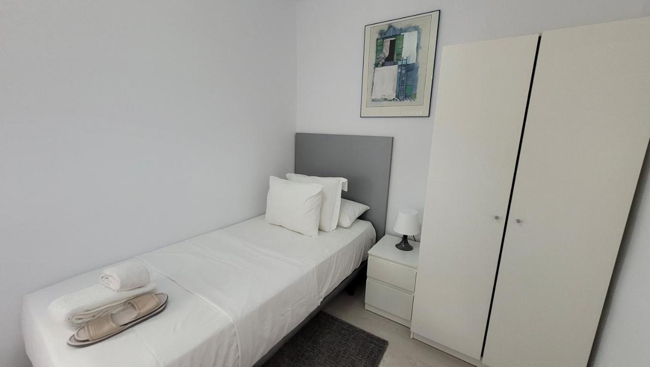 Apartaments B O D Collblanc L'Hospitalet de Llobregat Ngoại thất bức ảnh