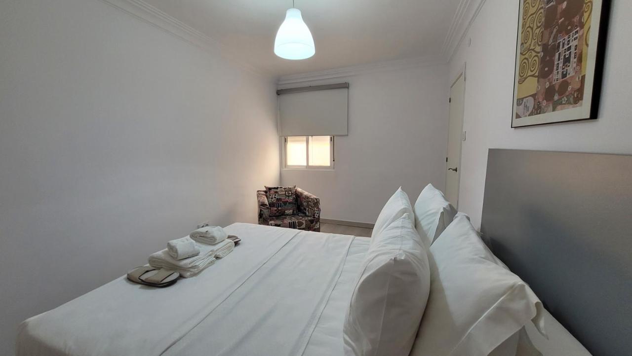 Apartaments B O D Collblanc L'Hospitalet de Llobregat Ngoại thất bức ảnh
