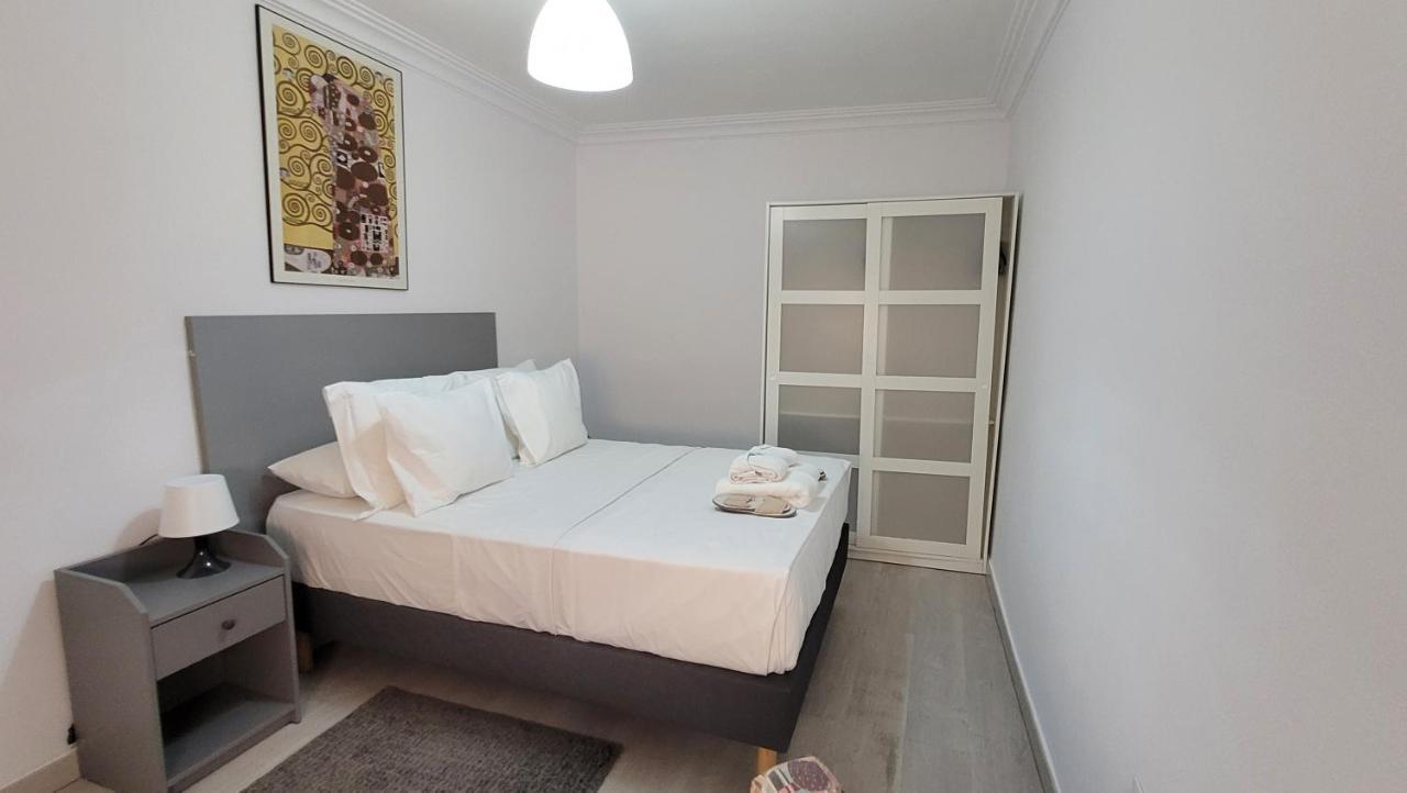 Apartaments B O D Collblanc L'Hospitalet de Llobregat Ngoại thất bức ảnh